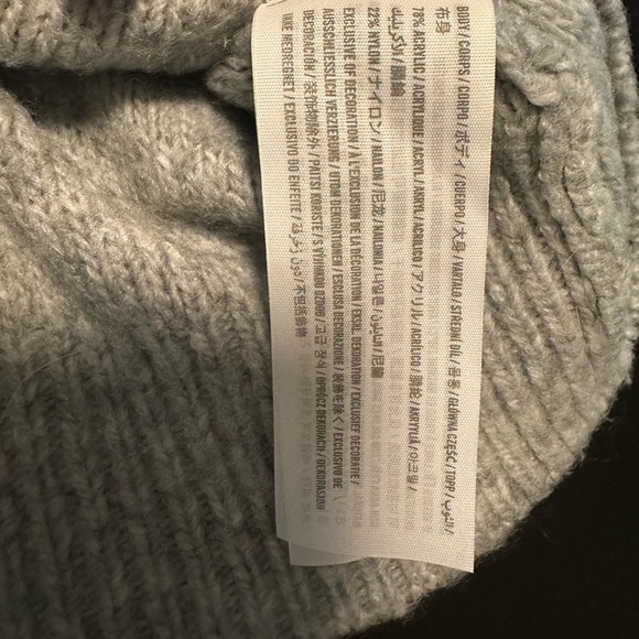 Abercrombie & Fitch Soft Knit Cropped Cardigan Heather Grey - Women’s L - Picture 8 of 8